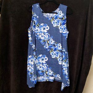 Stretchy, floral print, blue shark-bite tunic top
